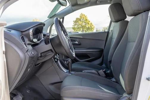 2022 Chevrolet Trax LS