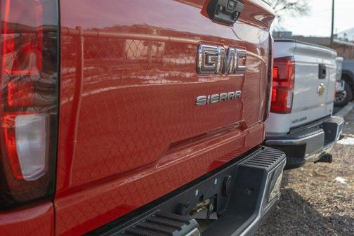 2023 GMC Sierra 2500 Pro