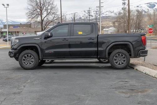 2025 GMC Sierra 1500 AT4X