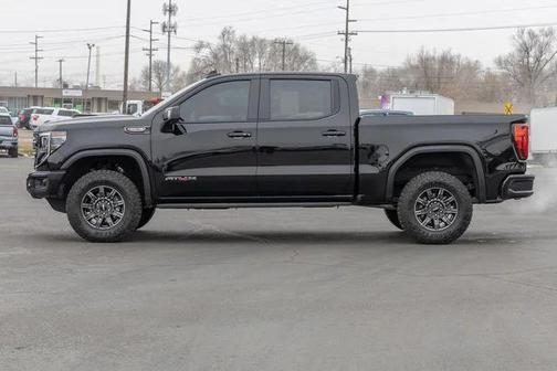 2025 GMC Sierra 1500 AT4X