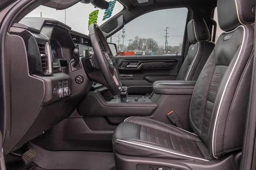 2025 GMC Sierra 1500 AT4X