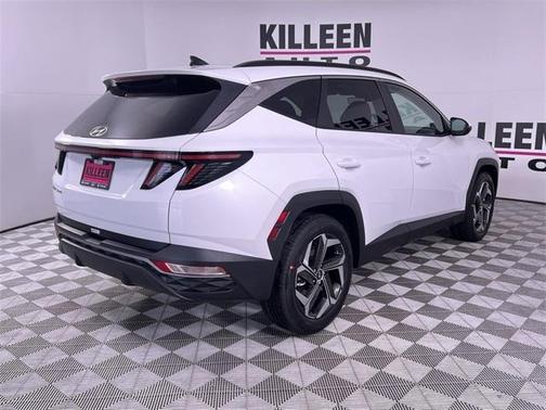 White 2023 Hyundai Tucson SEL