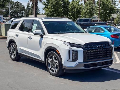 Hyper White 2023 Hyundai PALISADE Limited