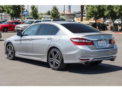 2017 Honda Accord Sport SE