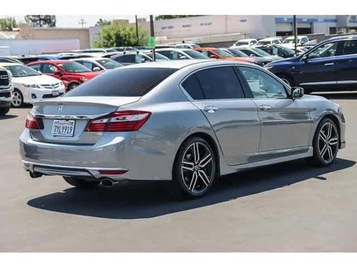 2017 Honda Accord Sport SE