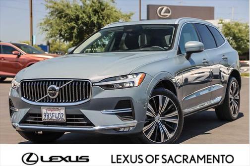 2022 Volvo XC60 B5 Inscription