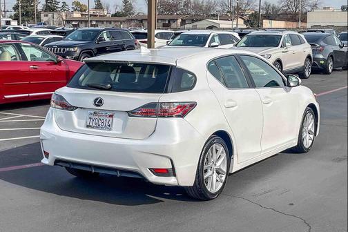 2017 Lexus CT 200h Base