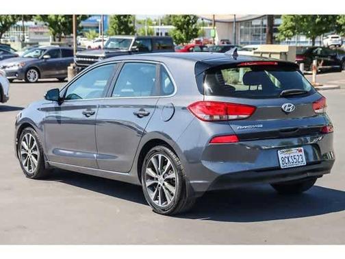 2018 Hyundai Elantra GT Base