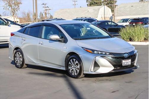 2021 Toyota Prius Prime LE