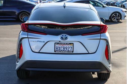 2021 Toyota Prius Prime LE