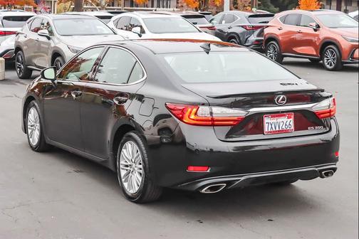 2017 Lexus ES 350 Base