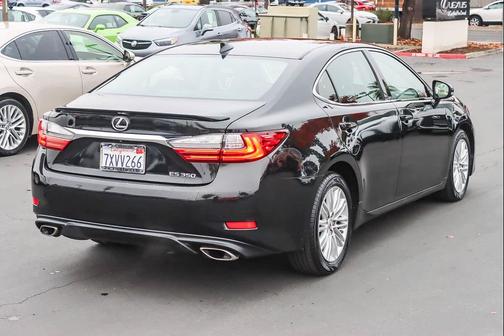 2017 Lexus ES 350 Base