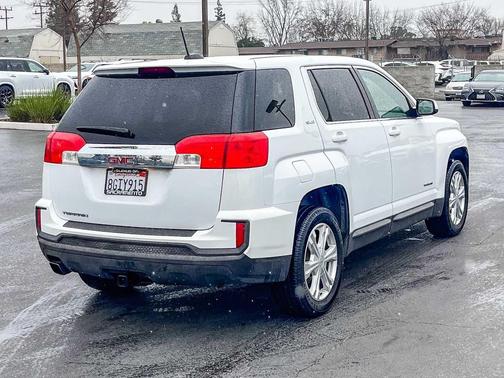 2017 GMC Terrain SLE-1