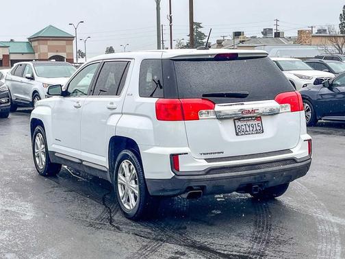 2017 GMC Terrain SLE-1