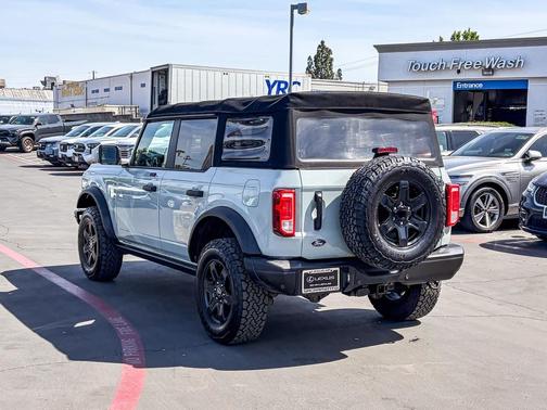 CACTUS GRAY 2021 Ford Bronco Black Diamond