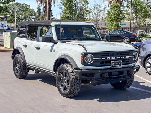 CACTUS GRAY 2021 Ford Bronco Black Diamond