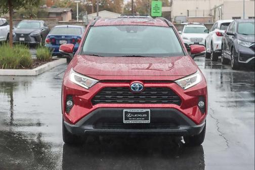 2021 Toyota RAV4 Hybrid XLE