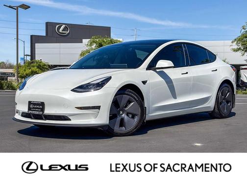 Pearl White Multi-Coat 2022 Tesla Model 3 Standard Range