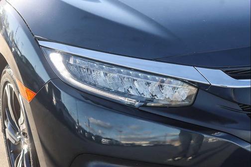 2018 Honda Civic Touring