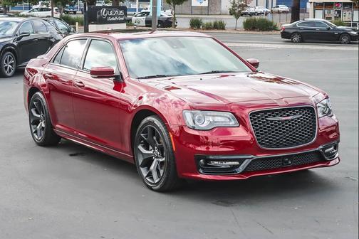 2022 Chrysler 300 S