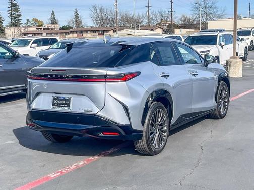 2026 Lexus RZ 450e Luxury