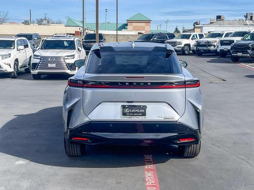 2026 Lexus RZ 450e Luxury