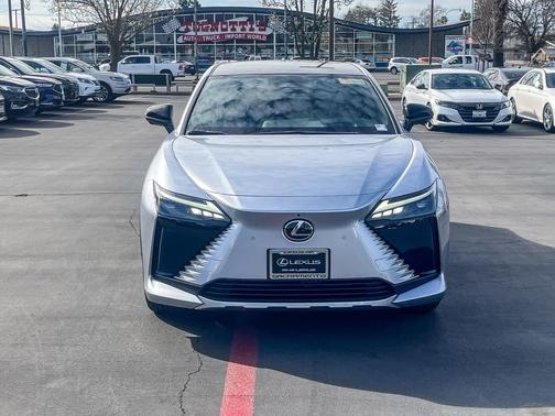 2026 Lexus RZ 450e Luxury