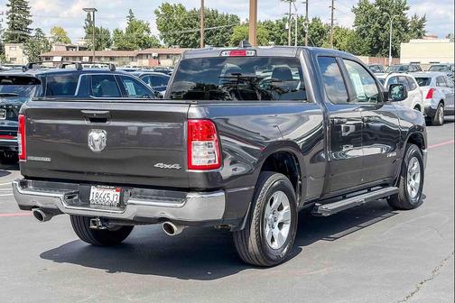 Granite Crystal Metallic Clearcoat 2021 RAM 1500 Big Horn/Lone Star