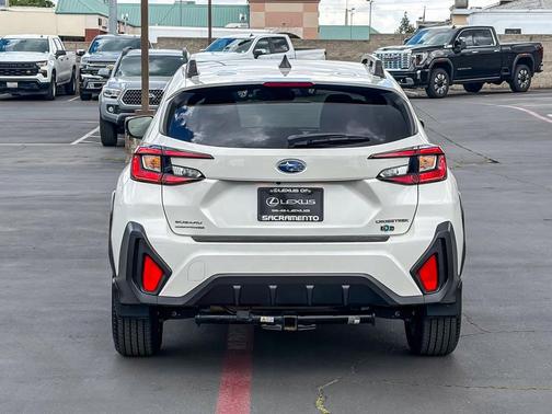 Crystal White Pearl 2024 Subaru Crosstrek Premium