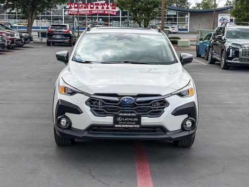 Crystal White Pearl 2024 Subaru Crosstrek Premium