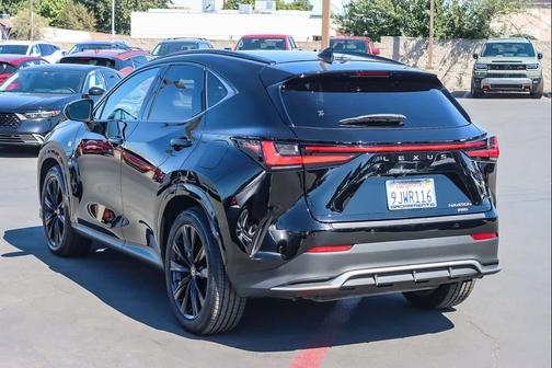 2024 Lexus NX 450h+ F SPORT Handling