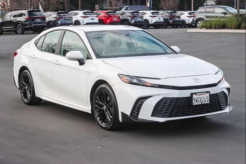 2026 Toyota Camry SE