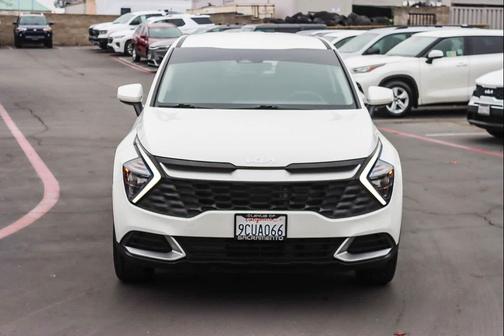 2023 Kia Sportage Hybrid LX