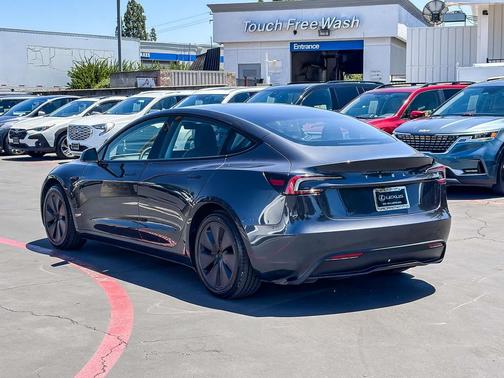 Stealth Grey 2024 Tesla Model 3 Standard Range