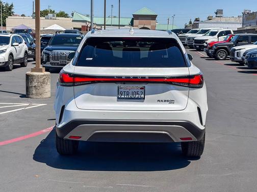 Eminent White Pearl 2025 Lexus RX 350h Premium