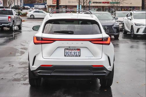 2024 Lexus NX 350h AWD
