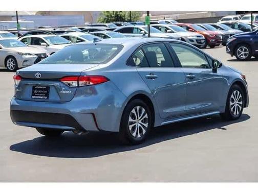 2022 Toyota Corolla Hybrid LE