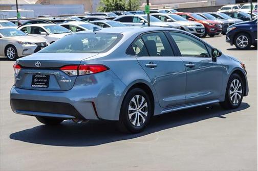 2022 Toyota Corolla Hybrid LE