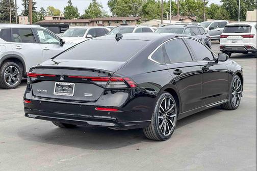 2023 Honda Accord Hybrid Touring