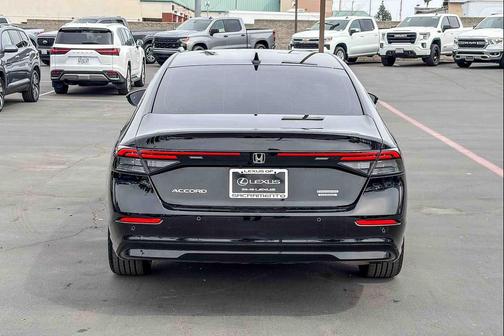 2023 Honda Accord Hybrid Touring