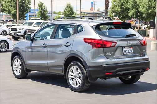 2019 Nissan Rogue Sport SV