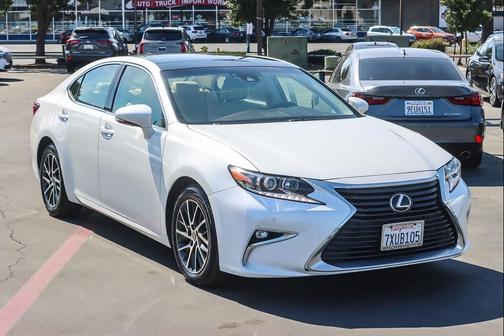2017 Lexus ES 350 Base