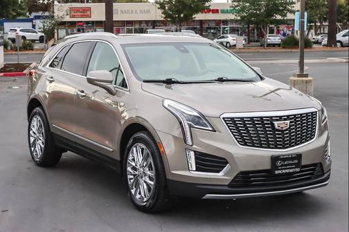 2022 Cadillac XT5 Premium Luxury