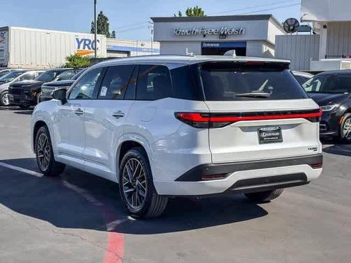 Wind Chill Pearl 2026 Lexus TX 350 Premium