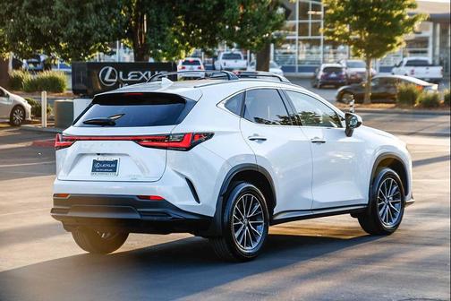 2025 Lexus NX 350h Premium