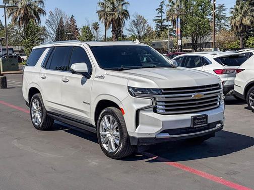 2021 Chevrolet Tahoe 4WD High Country
