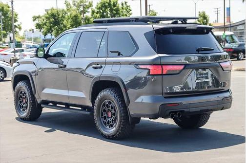 2024 Toyota Sequoia Base
