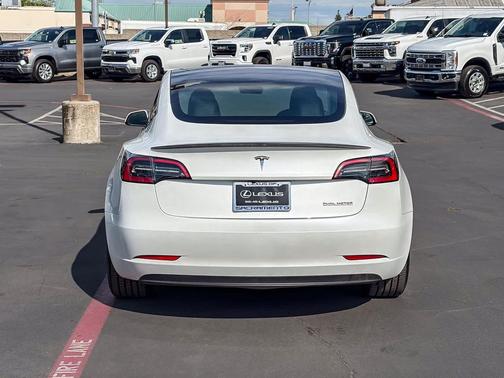 Pearl White Multi-Coat 2023 Tesla Model 3 Performance