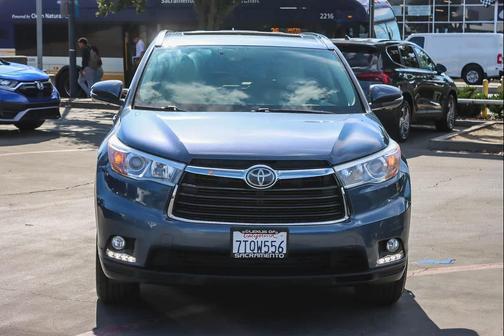 2016 Toyota Highlander Limited
