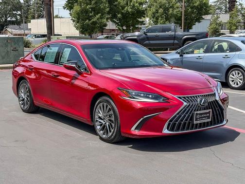 Matador Red Mica 2024 Lexus ES 300h Luxury